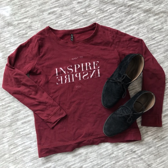 Graphic Burgundy Inspirational Crewneck Sweatshirt - Picture 2 of 5